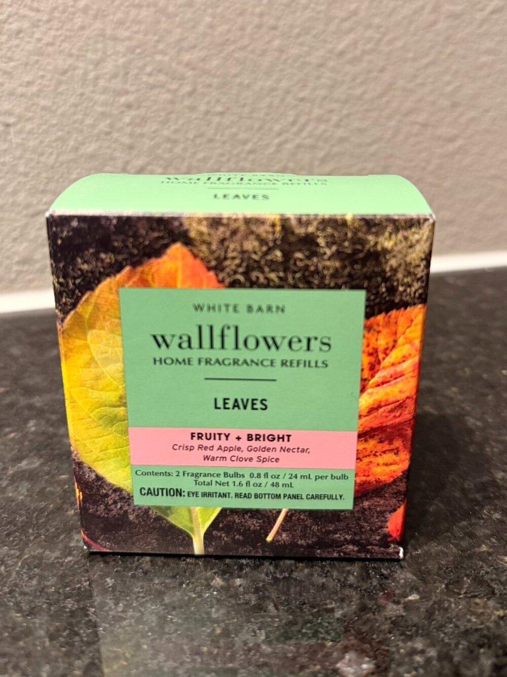 Bath & Body Works Plugin - LEAVES Scent